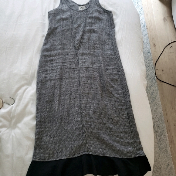 Flax Dresses & Skirts - Vtg 90s FLAX 100% linen midi grey black ruffle S